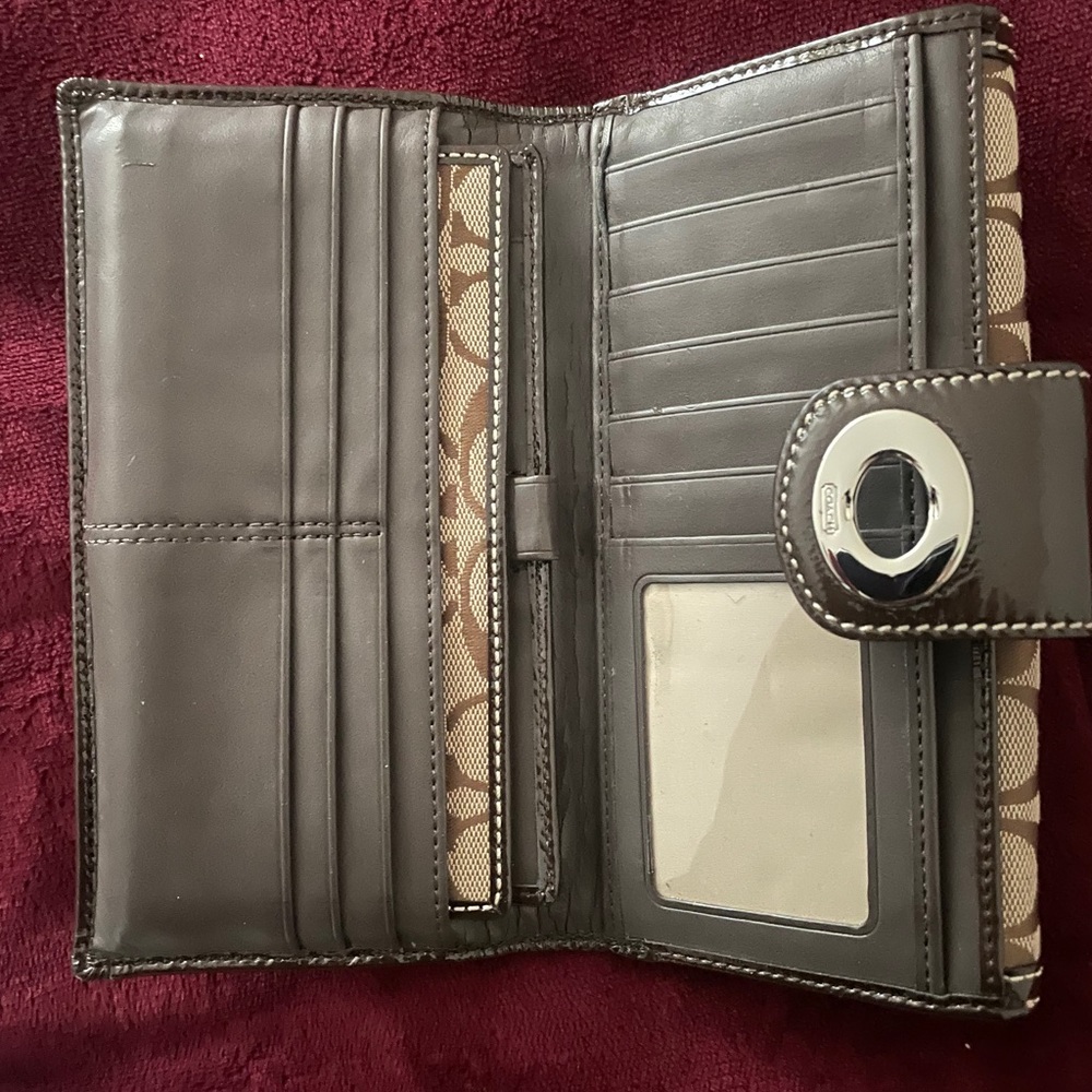 Coach Wallet - Picture 3 of 7